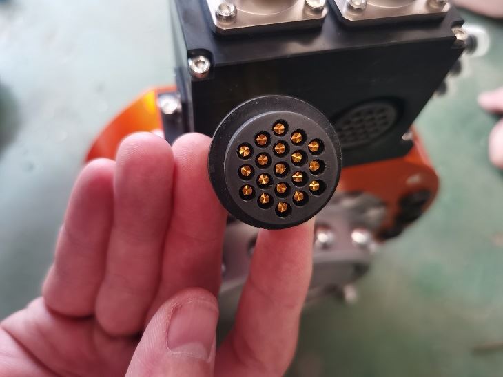 19 pinna karl- og kventengilausn